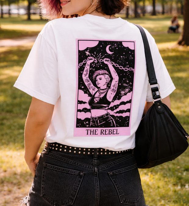 THE REBEL T-Shirt Oversized unisex