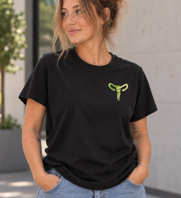 SERPENT UTERUS T-Shirt unisex