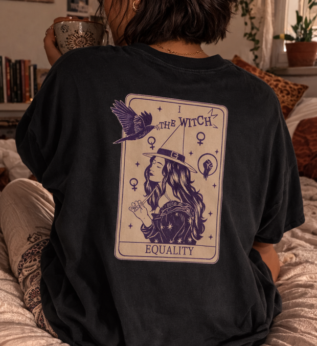 THE WITCH T-Shirt Oversized unisex